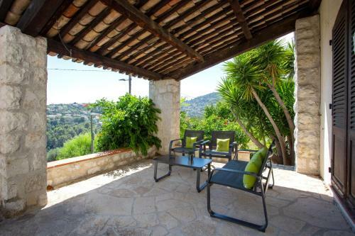 Air-conditioned Panoramic View Villa With Above Ground Pool