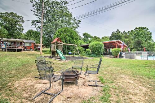 Quaint Reeds Spring Cabin, Lake And Pool Access