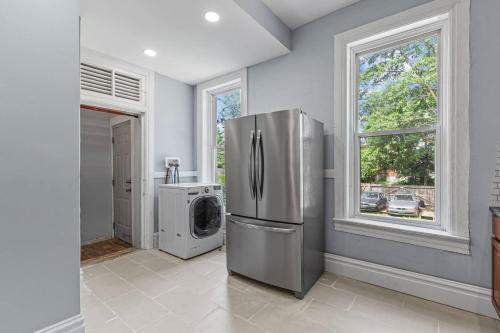 Comforts Cheerful 3 Bedroom In St Louis