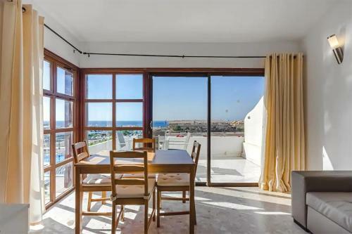 Apartamento Attic With Sunny Terrace With Pool And Sea Views (exm)