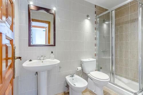 Apartamento Attic With Sunny Terrace With Pool And Sea Views (exm)