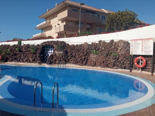 Lovely 1-bed Apartment In Amarilla Golf