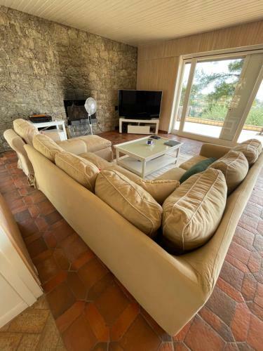 Villa Atypique Avec Piscine Chauff�e Et Vue Mer