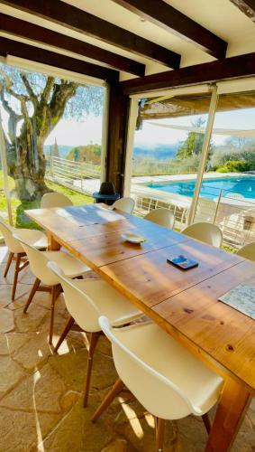 Villa Atypique Avec Piscine Chauff�e Et Vue Mer