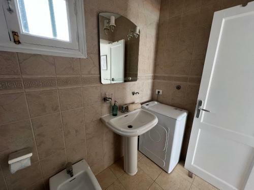 Oasis Blue - Beautiful 1 Bedroom Apartment On Private Complex With Pool
