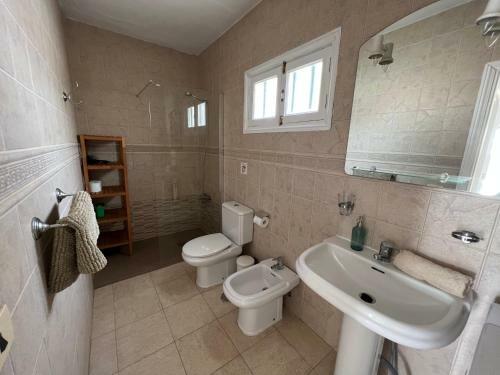 Oasis Blue - Beautiful 1 Bedroom Apartment On Private Complex With Pool