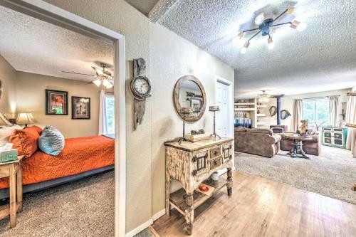 Ruidoso Home With Patio, Walk To Restaurants!