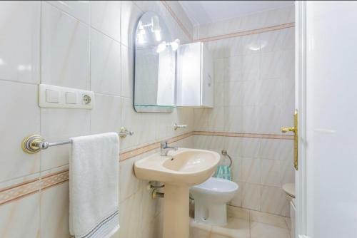 Bonito Apartamento En La Mata Zona Centro