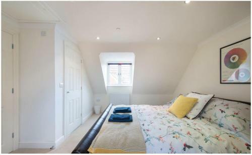 Wells City Centre, Quiet Mews House, Sleeps 6