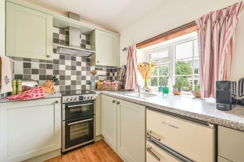 Honeypot Cottage
