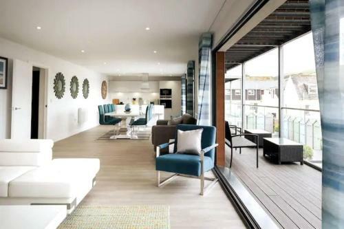 Fantastic 4-bed Apartment In Woolacombe With Pool