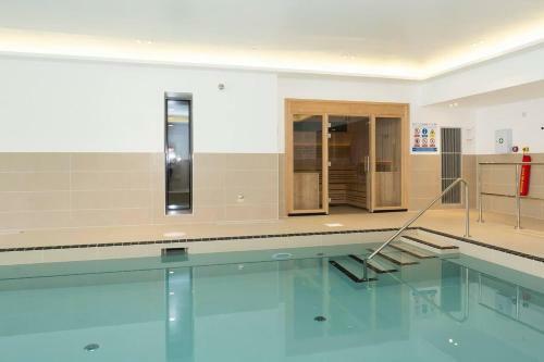 Fantastic 4-bed Apartment In Woolacombe With Pool