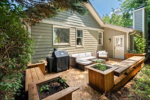 Villa Cozy Boho Kildaire Farms Home- Near Downtown