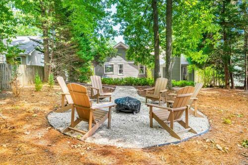 Villa Cozy Boho Kildaire Farms Home- Near Downtown