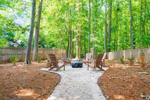 Villa Cozy Boho Kildaire Farms Home- Near Downtown
