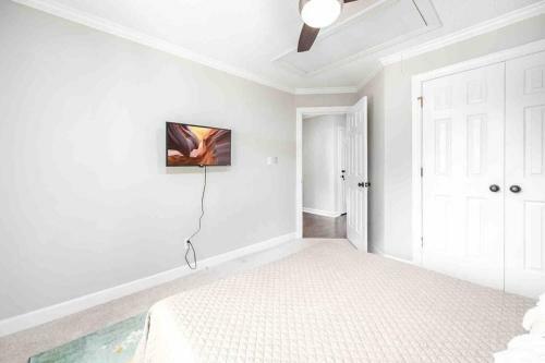 Villa Cozy Boho Kildaire Farms Home- Near Downtown