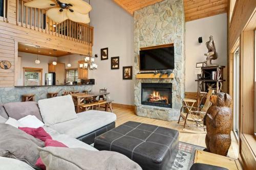 New! Blueberry Meadows In Beech Mountain