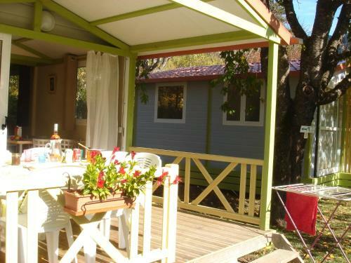 Camping Fr�d�ric Mistral