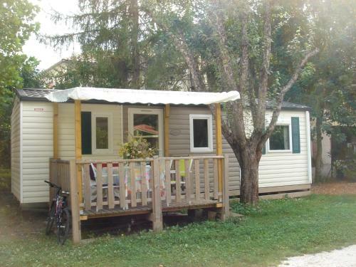 Camping Fr�d�ric Mistral