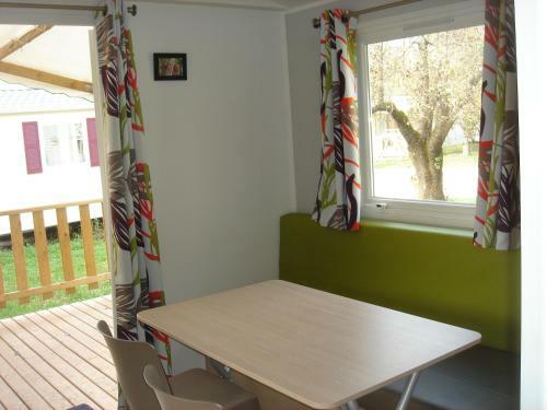 Camping Fr�d�ric Mistral