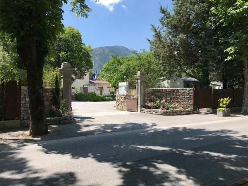 Camping Fr�d�ric Mistral