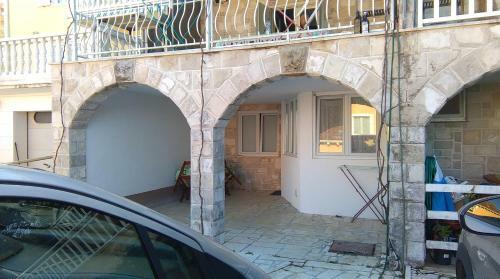 Apartments Lon?arevi?
