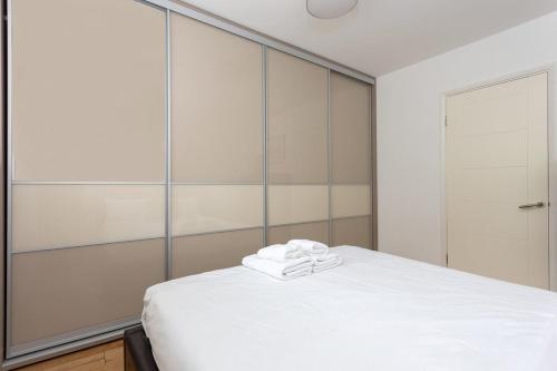 Lovely 1 Bedroom Apartment With Balcony In Putney