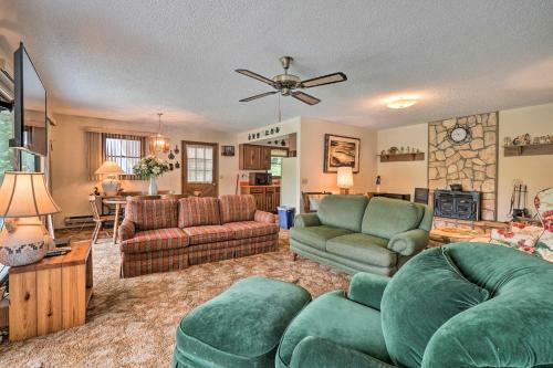 Pet-friendly Robbinsville Home, 2 Mi To Lake!