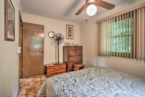 Pet-friendly Robbinsville Home, 2 Mi To Lake!