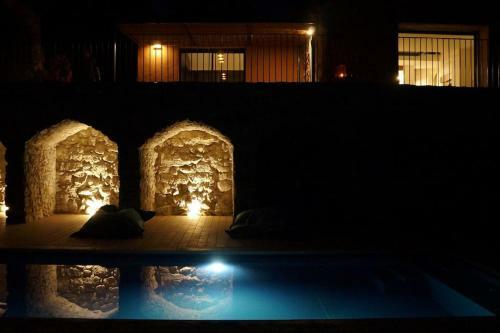 Villa L'archeraie_corps De Ferme R�nov� Avec Piscine