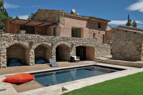 Villa L'archeraie_corps De Ferme R�nov� Avec Piscine