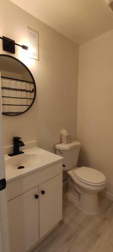 Brand New Cozy Downtown Apartment