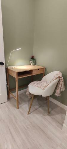 Brand New Cozy Downtown Apartment