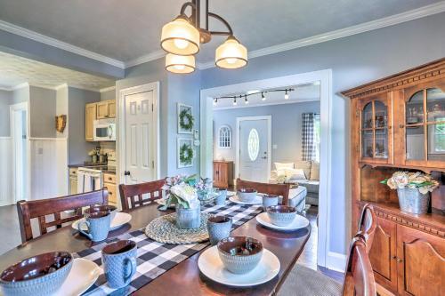 Bright Home With Outdoor Space Less Than 10 Mi To Dtwn!