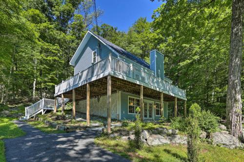 All-encompassing Cobalt Cottage With Game Room!