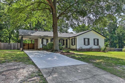 Modern Lexington Retreat With Backyard And Pool!