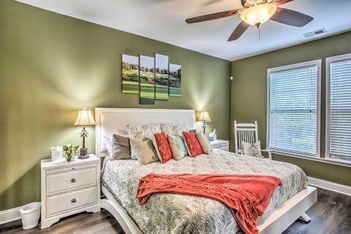 Resort Townhome With Pool Access On Golf Course