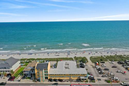 Apartamento Beachfront Studio With Heated Pool
