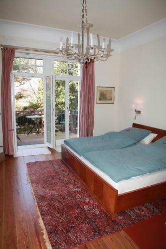 Rosie's Place: Furnished Apartment With Style