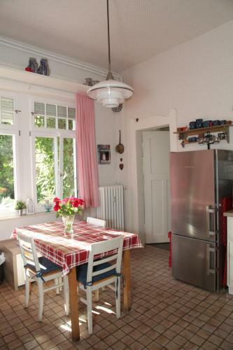 Rosie's Place: Furnished Apartment With Style