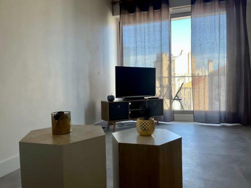 Apartamento T1 Aux Pieds De La Gare B�n�dictins - Dabnb