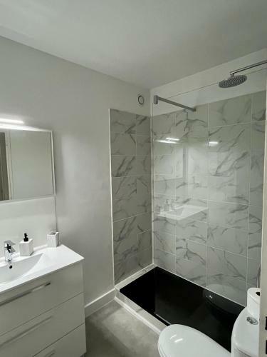 Apartamento T1 Aux Pieds De La Gare B�n�dictins - Dabnb