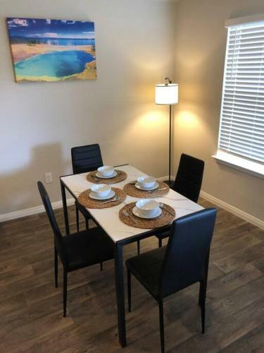 3b 2b Spacious New House In Austin