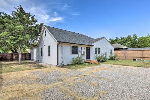 Chic Dallas Duplex 9 Mi To Dtwn Attractions!