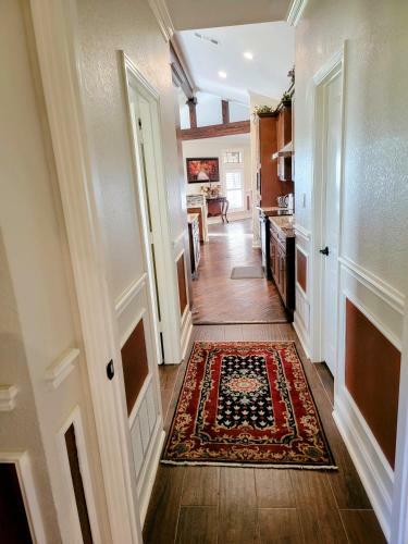 Newly Renovated Private Ranch Get-a-way