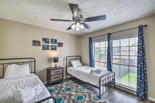 Pet-friendly Seabrook Home With Spacious Yard!