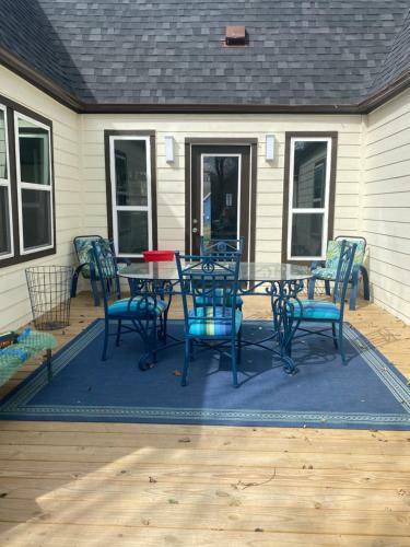 1925 New Charming Fr Bungalow By Riverwalk