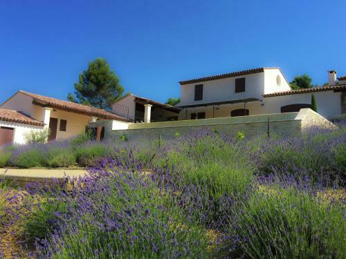 Luxury Villa In Provence With A Private Pool