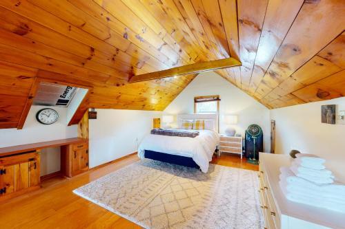 Stowe Hideout Unit 1