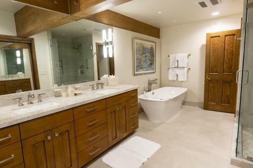 Luxury One Bedroom With Hot Tub Apartment Hotel